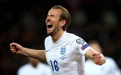 球王会快讯-B席又尝试远射